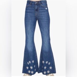 Super Flare Floral NEW Denim Jeans Sz 25 Floral Embroidered Blue Flare Jeans VII